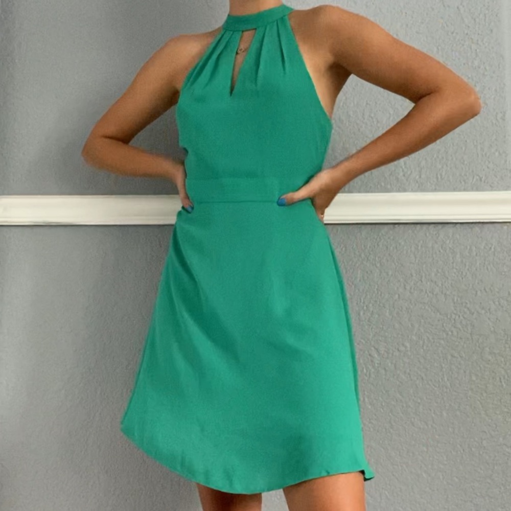MID LENGTH FORMAL DRESS